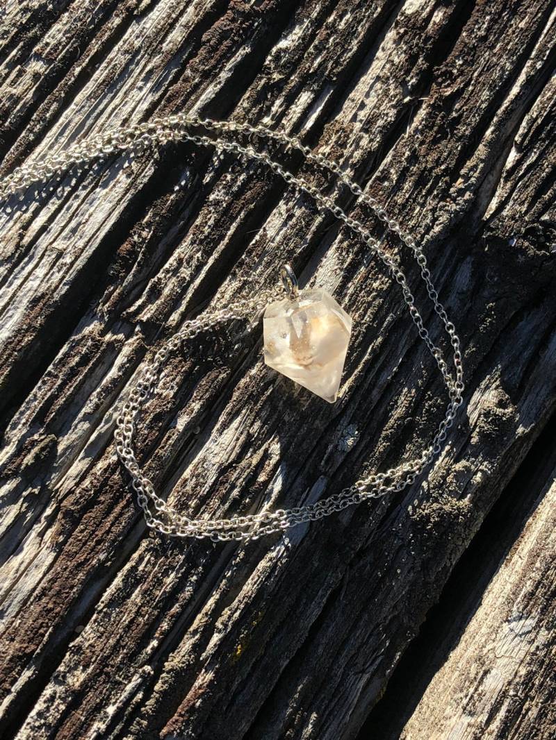 Oregon Kristall Filled Resin Oregon Kristall Filled Resin von LiveLoveCrystalShop