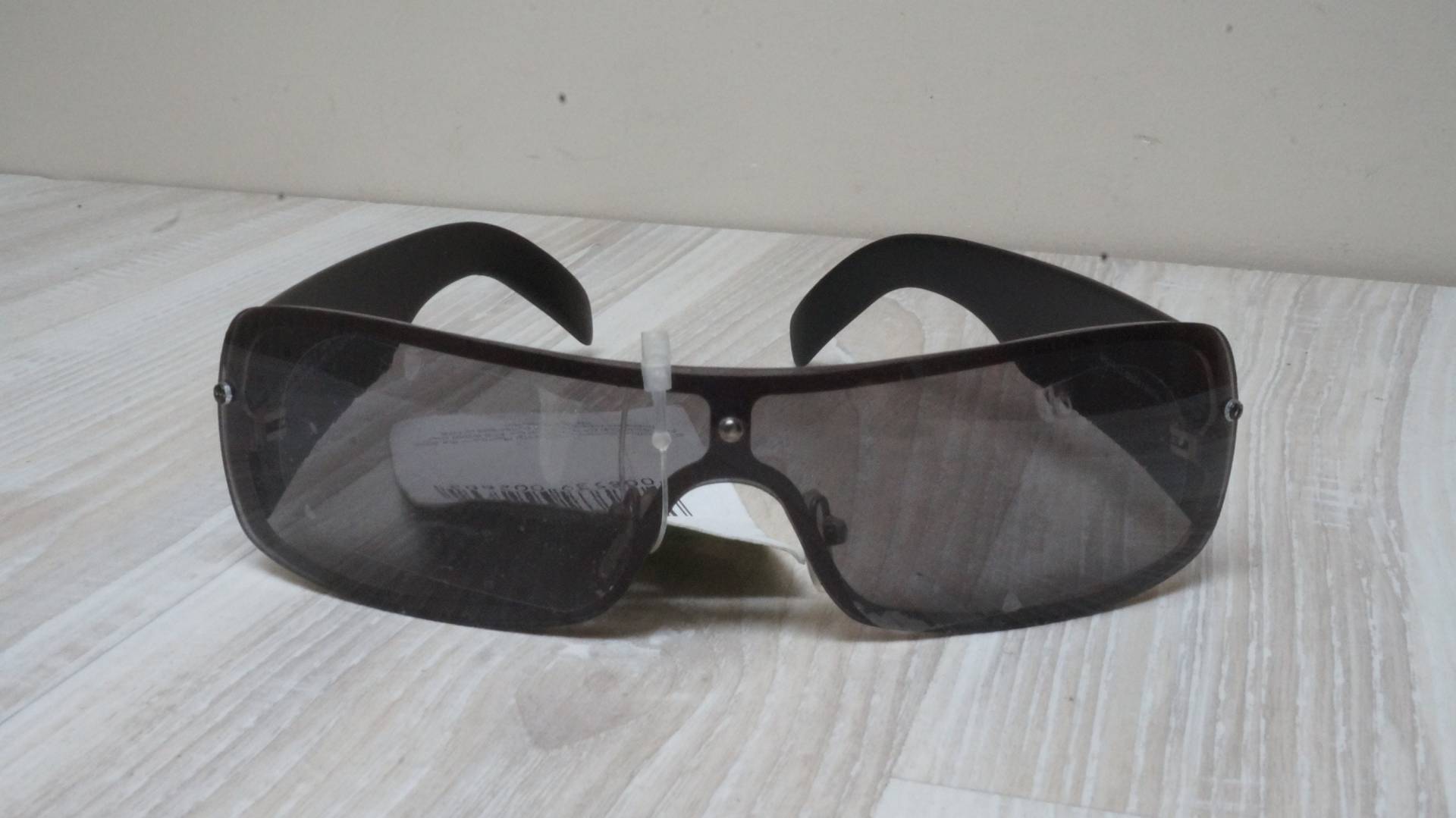 Solstar Schutzbrille Sonnenbrillen Brillen Sonnenauge Retro Vintage By Made in Austria Mädchen Frau Unisex Männer Europe Teenager Nos Deadstock Black von LivePastVintage