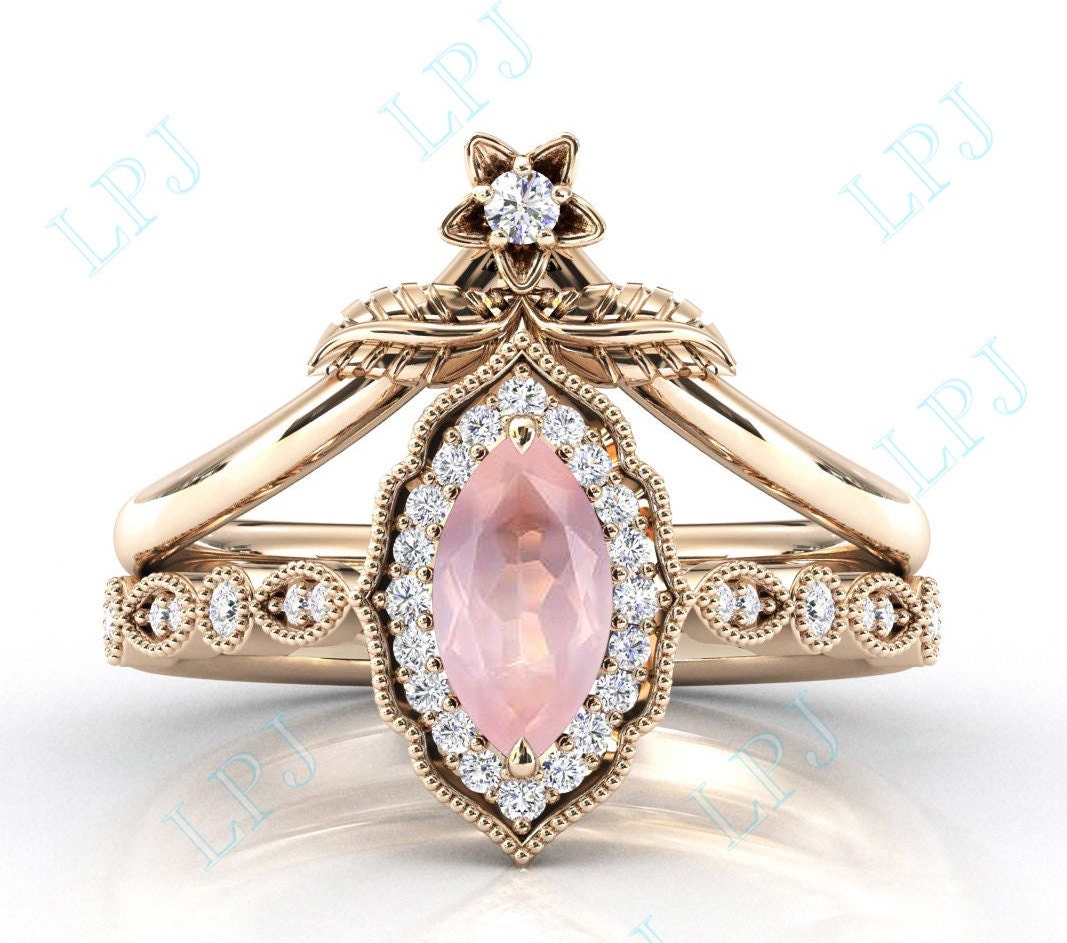 Marquise Cut Rosenquarz Verlobungsring Für Frauen Set 14K Gold Halo Ehering Rosa Edelstein Jahrestag Ring von LiverpoolJewelry