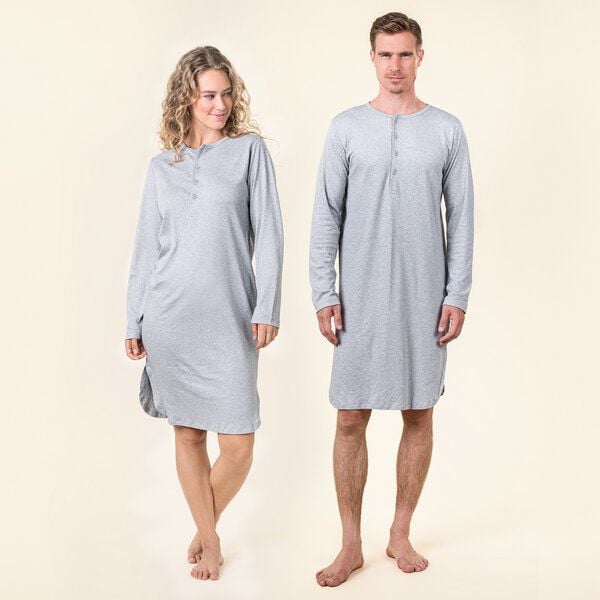 Living Crafts DOMINIQUE - Unisex Nachthemd im angesagten Retro-Look von Living Crafts