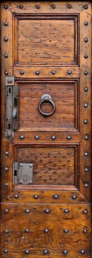 living walls Fototapete "antike Holztür" glatt Fototapete Antik Holztür Braun Grau 1,00 m x 2,80 m Vliestapete von Living Walls