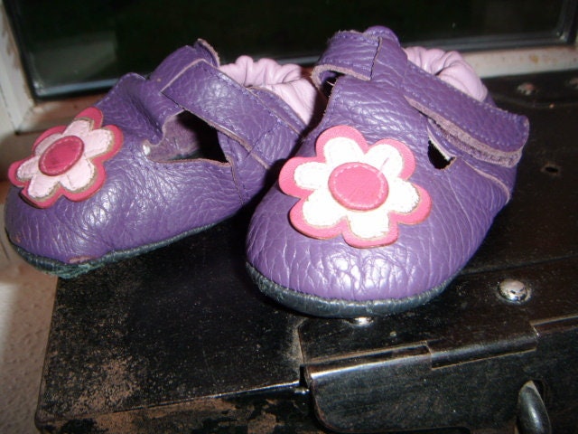 Leder Babyschuhe, Kleinkind Schuhe, Krabbelschuhe, Vintage Style Leder Babyschuhe, Kleinkind Schuhe, Krabbelschuhe, Vintage Style von LivingVintageDE