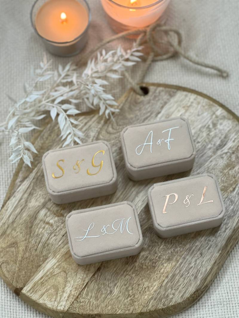 Personalisierte Ringschatulle Samt von LiyaTasarimAtelier