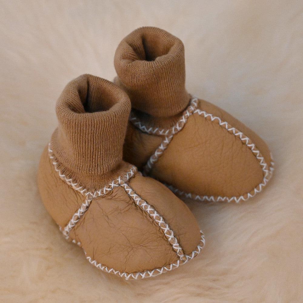 Baby Lammfell Walkschuhe Mit Strickbund Krabbelschuhe Babyschuhe - Beige von LiyasShop