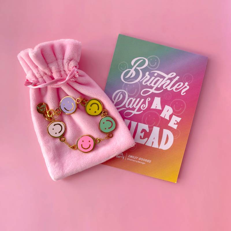 All Smiles Emaille Bettelarmband - Regenbogen Armband All Smiles Emaille Bettelarmband - Regenbogen Armband von LizHarry