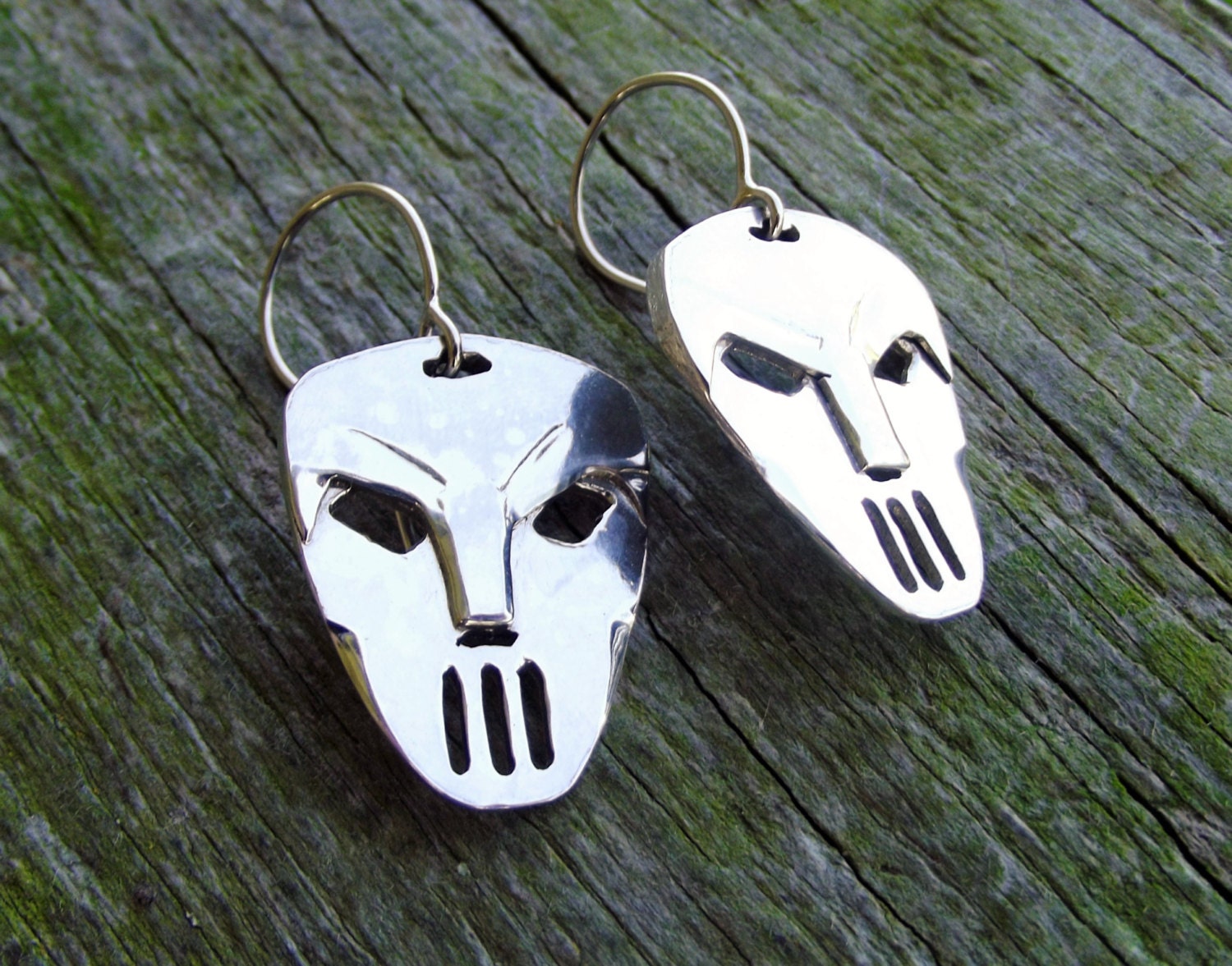 Silber Casey Jones Hockey Maske Ohrringe Silber Casey Jones Hockey Maske Ohrringe von LizHorneDesigns