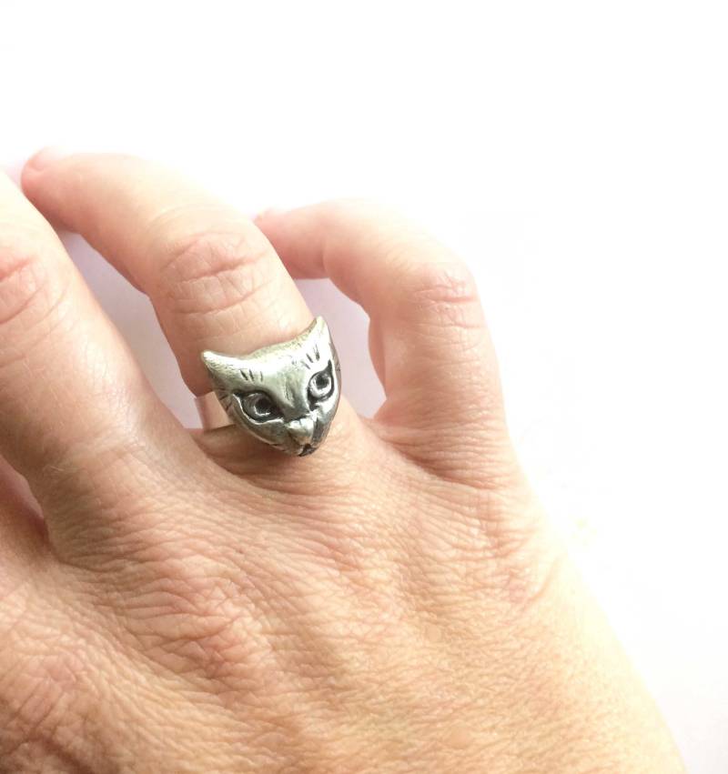 Katzenring Zinn Katzengesicht Metall Verstellbarer Originelles Design von LizaPaizisCreations