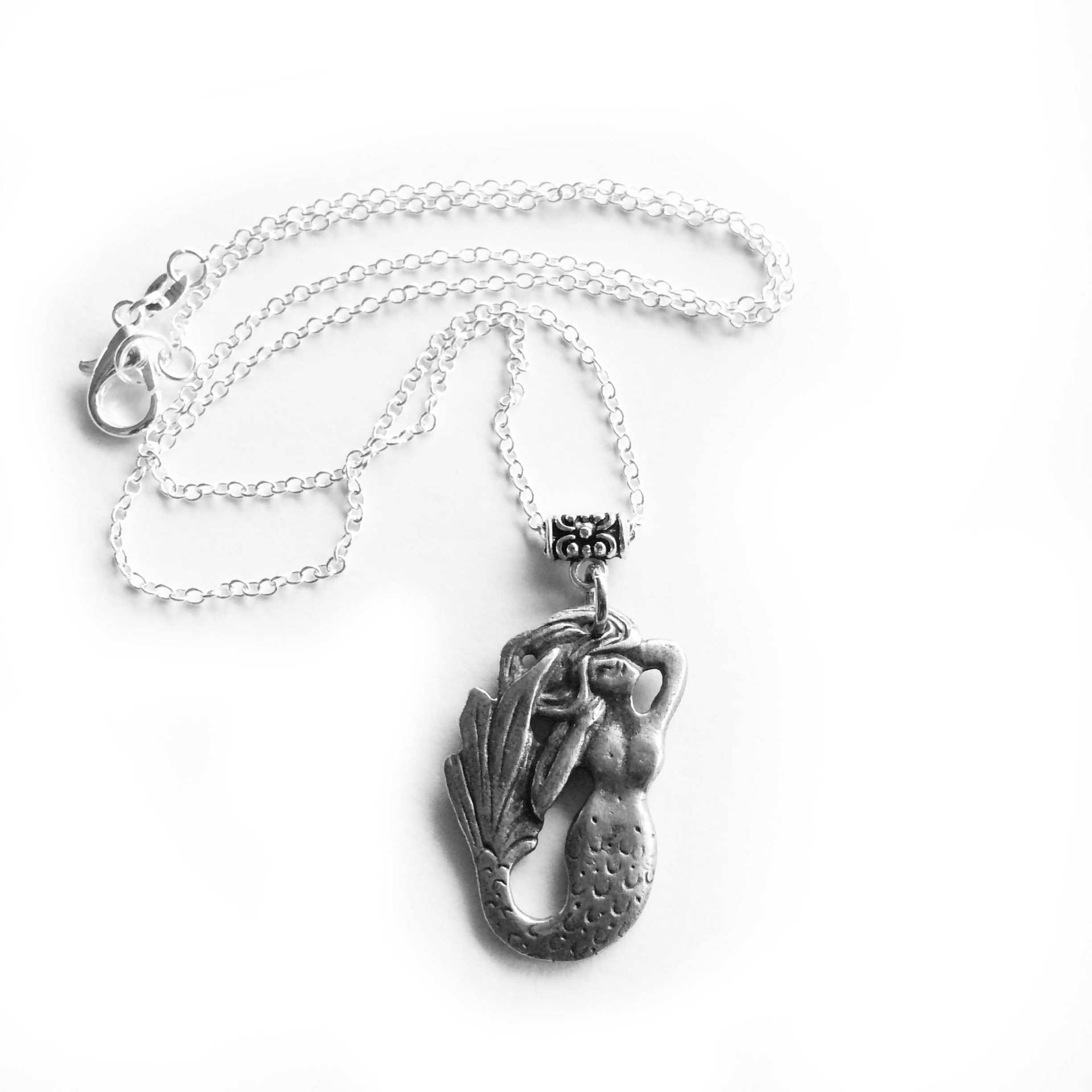 Meerjungfrau Anhänger Halskette Charme Handgefertigt Schmuck Geschenk Free Versand in Usa Meerjungfrau Anhänger Halskette Charme Handgefertigt Schmuck Geschenk Free Versand in Usa von LizaPaizisCreations