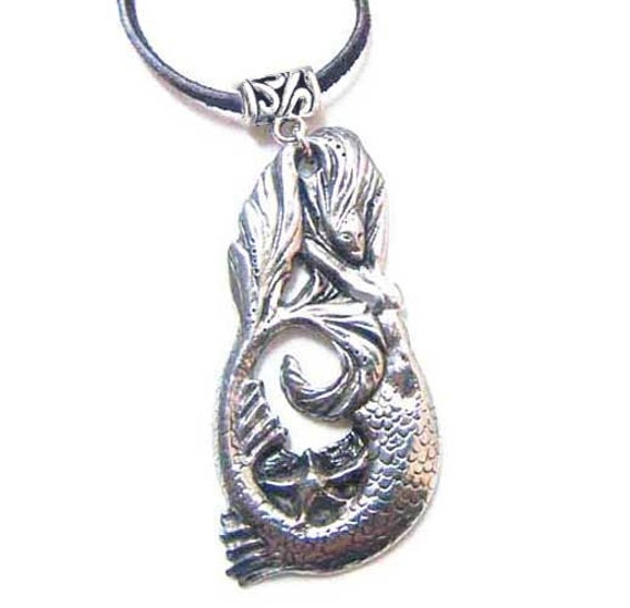 Meerjungfrau Anhänger Halskette Zinn Handgefertigte Original Schmuck Meerjungfrau Anhänger Halskette Zinn Handgefertigte Original Schmuck von LizaPaizisCreations