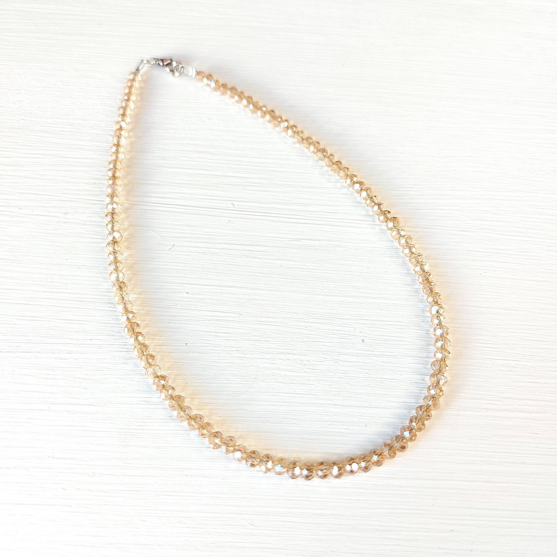 Klare Beige Kristall Glas Halskette Klare Beige Kristall Glas Halskette von LizardsFour