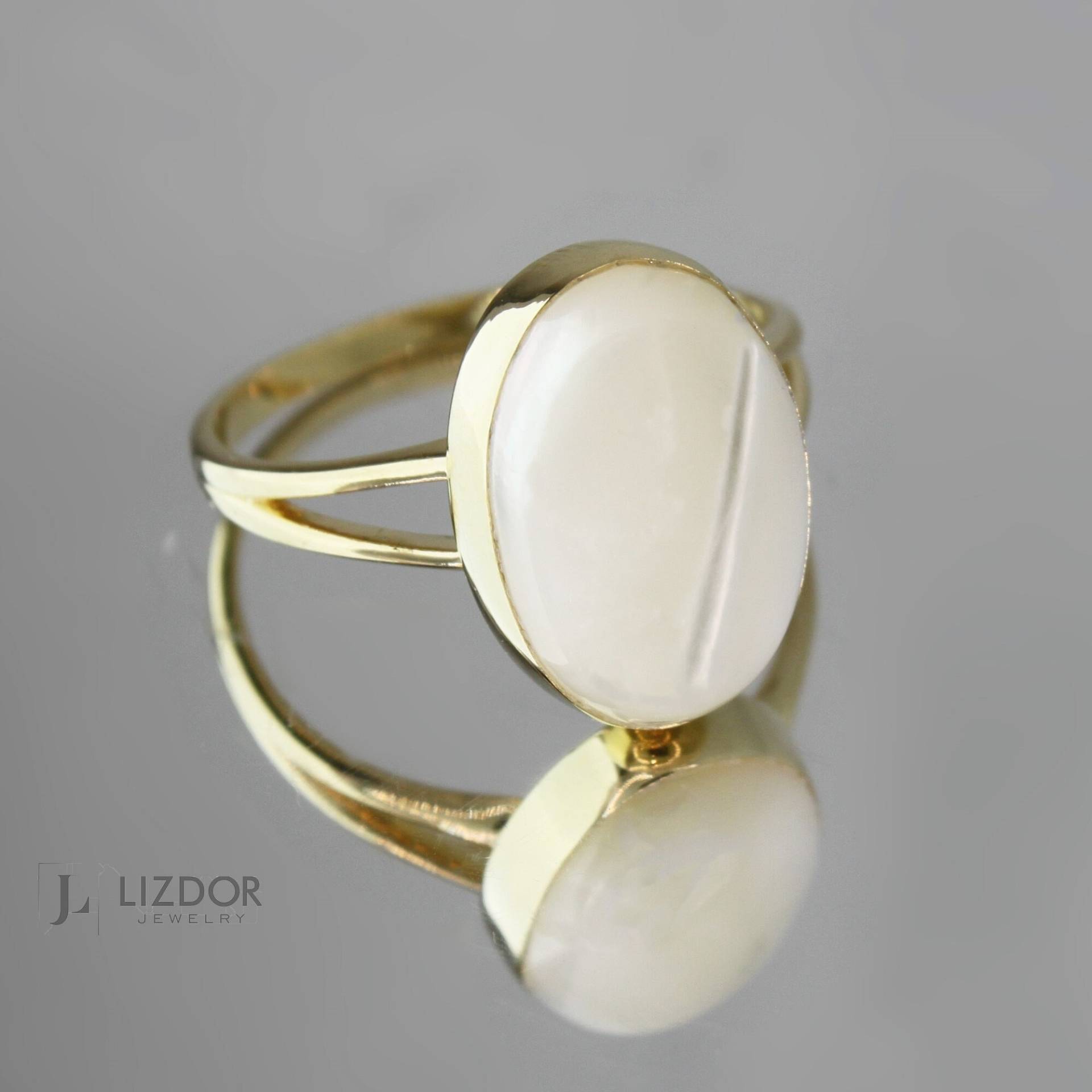 Ovaler Perlmuttring, 14 Karat Gold, Ehering, Vintage-stil, Schmuck, Echter Goldring, Jahrestagsgeschenk von LizdorJewelry