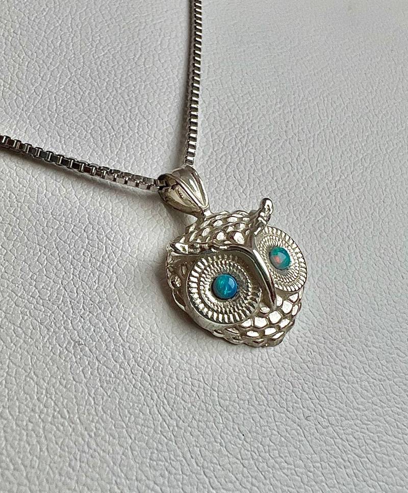 sterling Silber Eule Anhänger Halskette Mit Echten Opal Augen von Lizidalena