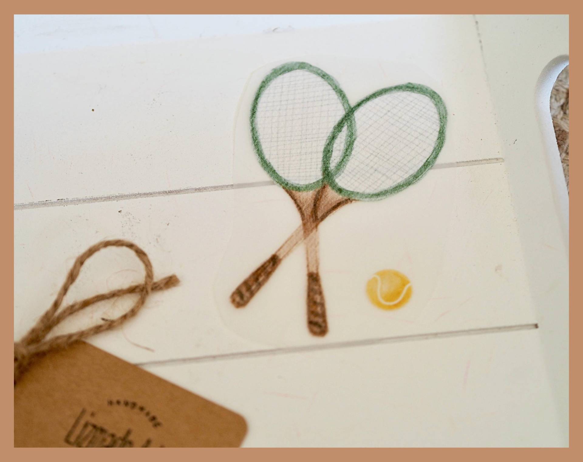 Bügelbild Tennisschläger - Textiltransfer Für Tennisfans Bügelbild Tennisschläger - Textiltransfer Für Tennisfans von LizmadeArt