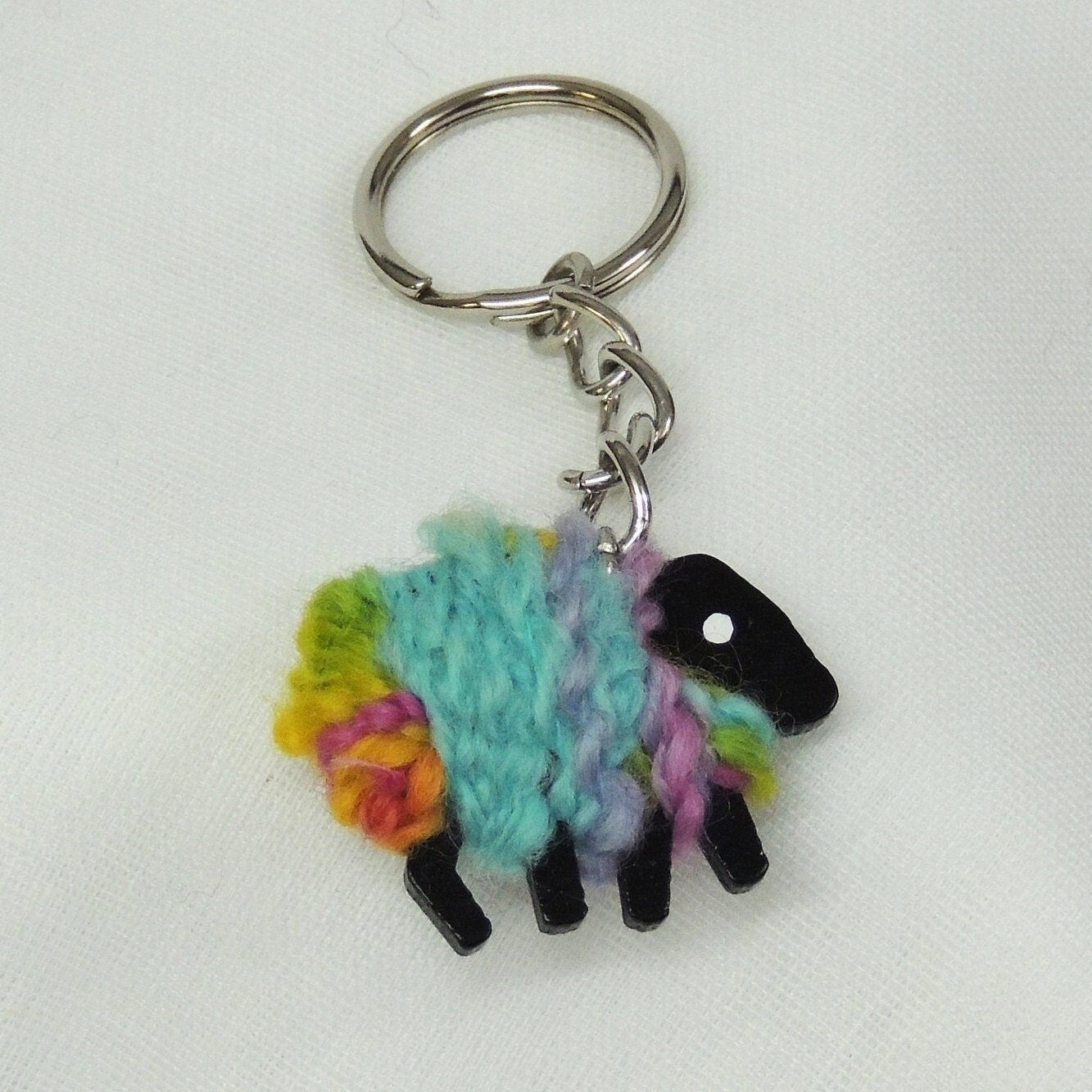 Schlüsselanhänger -Aurora. Lizzyc Schaf Sammlerstücke von LizzyCSheep