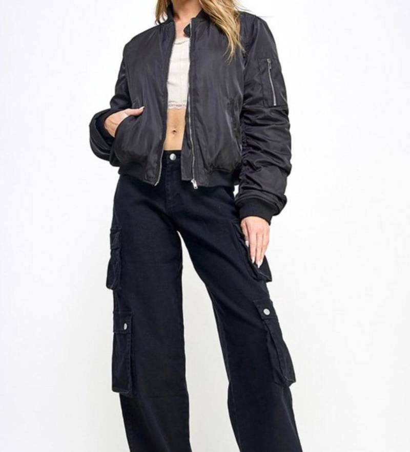 Schwarze Kugelbomberjacke Schwarze Kugelbomberjacke von LlashmamaBoutique