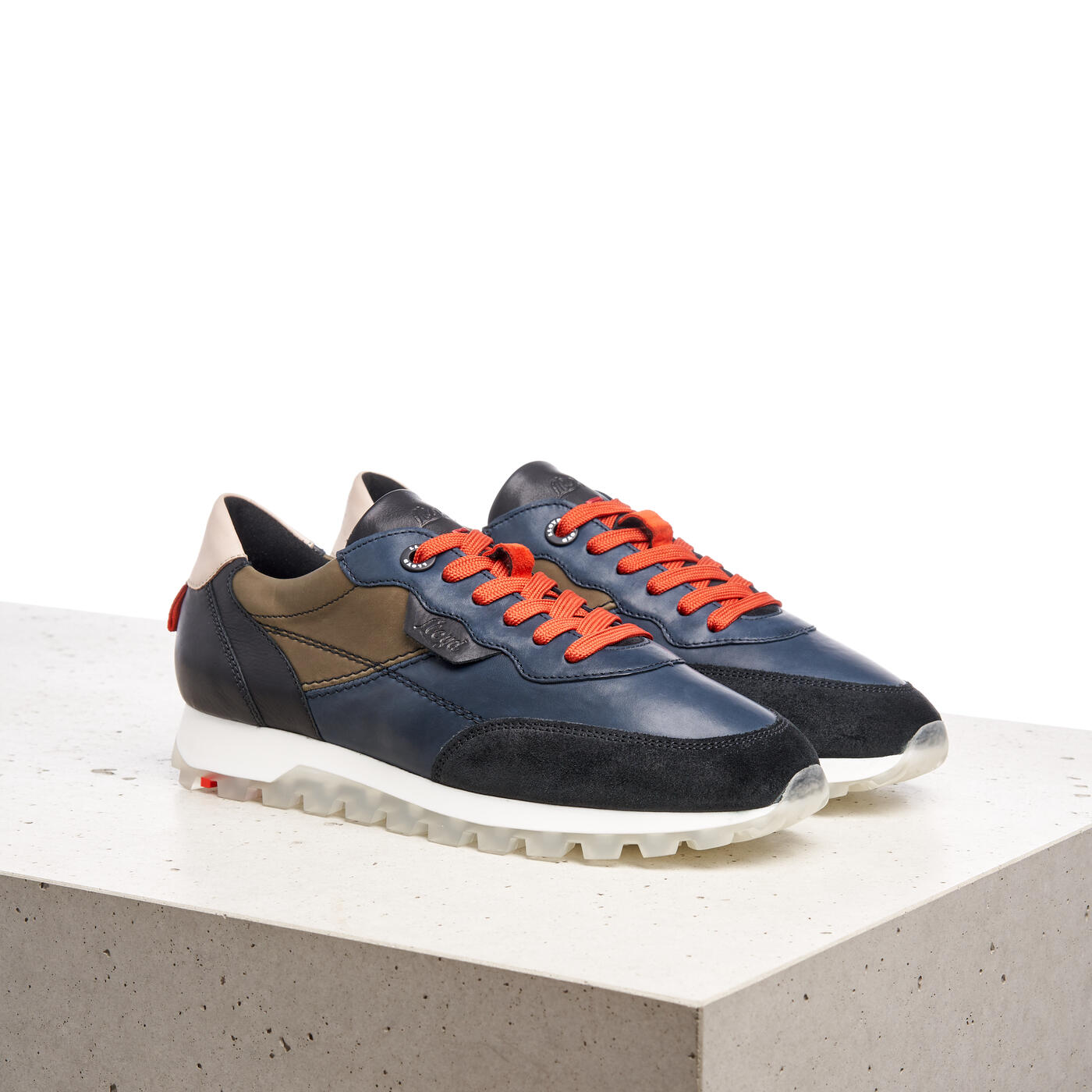 2229011 1 - SCHWARZ/MIDNIGHT/SCHW./TREKKING - Gr. - 41 von Lloyd