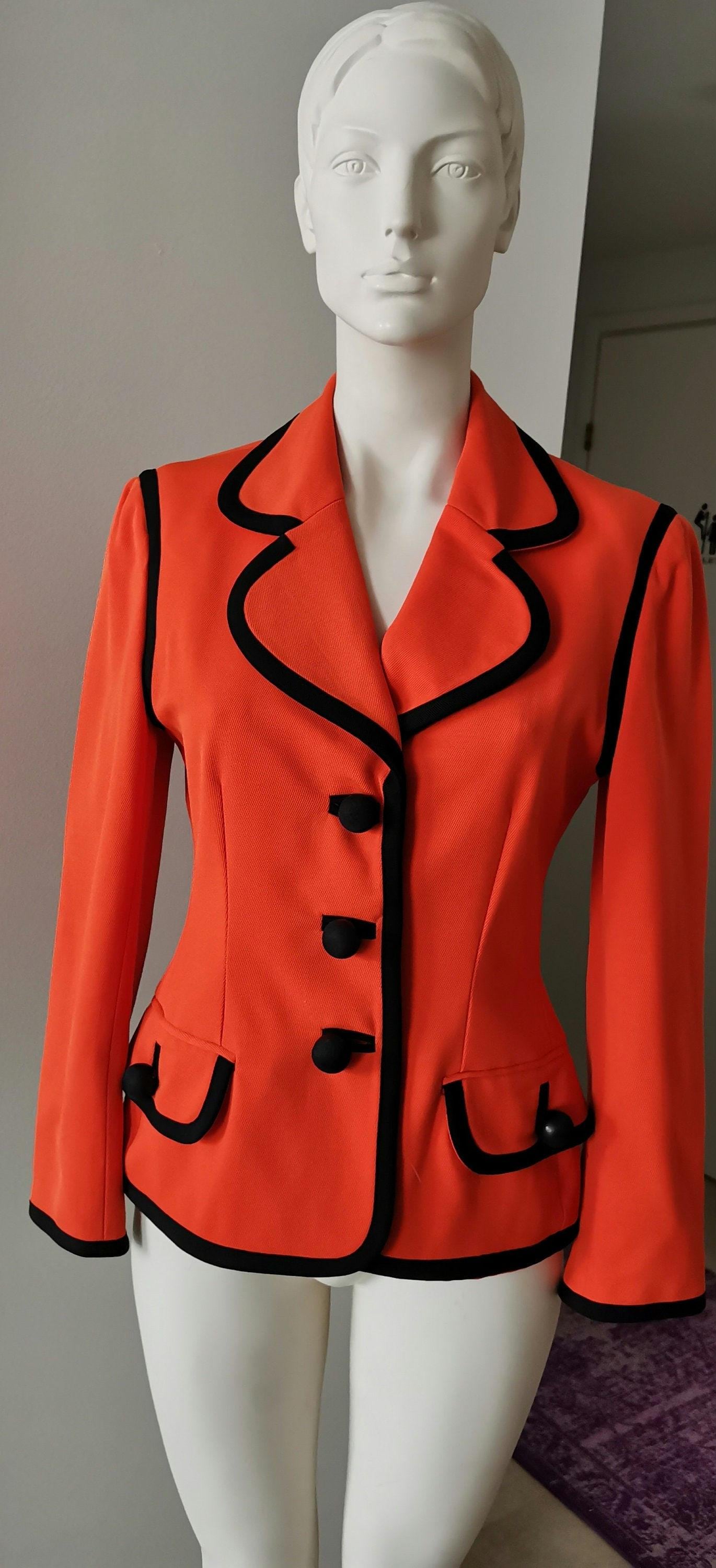 Fab Moschino Couture Color Block Jacke in Orange Schwarz. Größe Small Chic von LoPasadoEsPasado