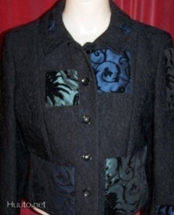 Fab Moschino Kurzjacke. Größe Medium. Schick von LoPasadoEsPasado