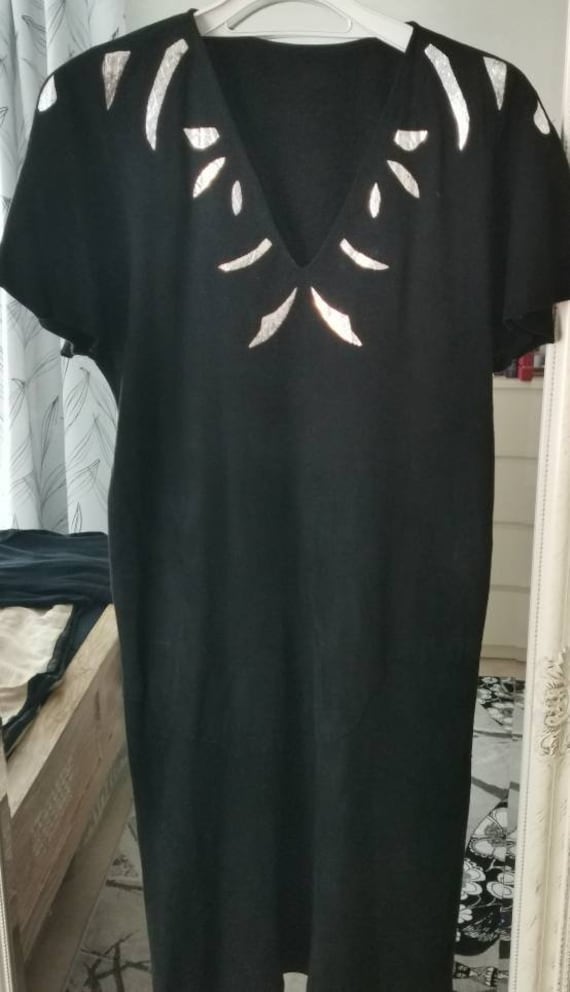 Schickes Schwarzes Weiches Velours Leder Silber Python Kleid, Größe Medium von LoPasadoEsPasado