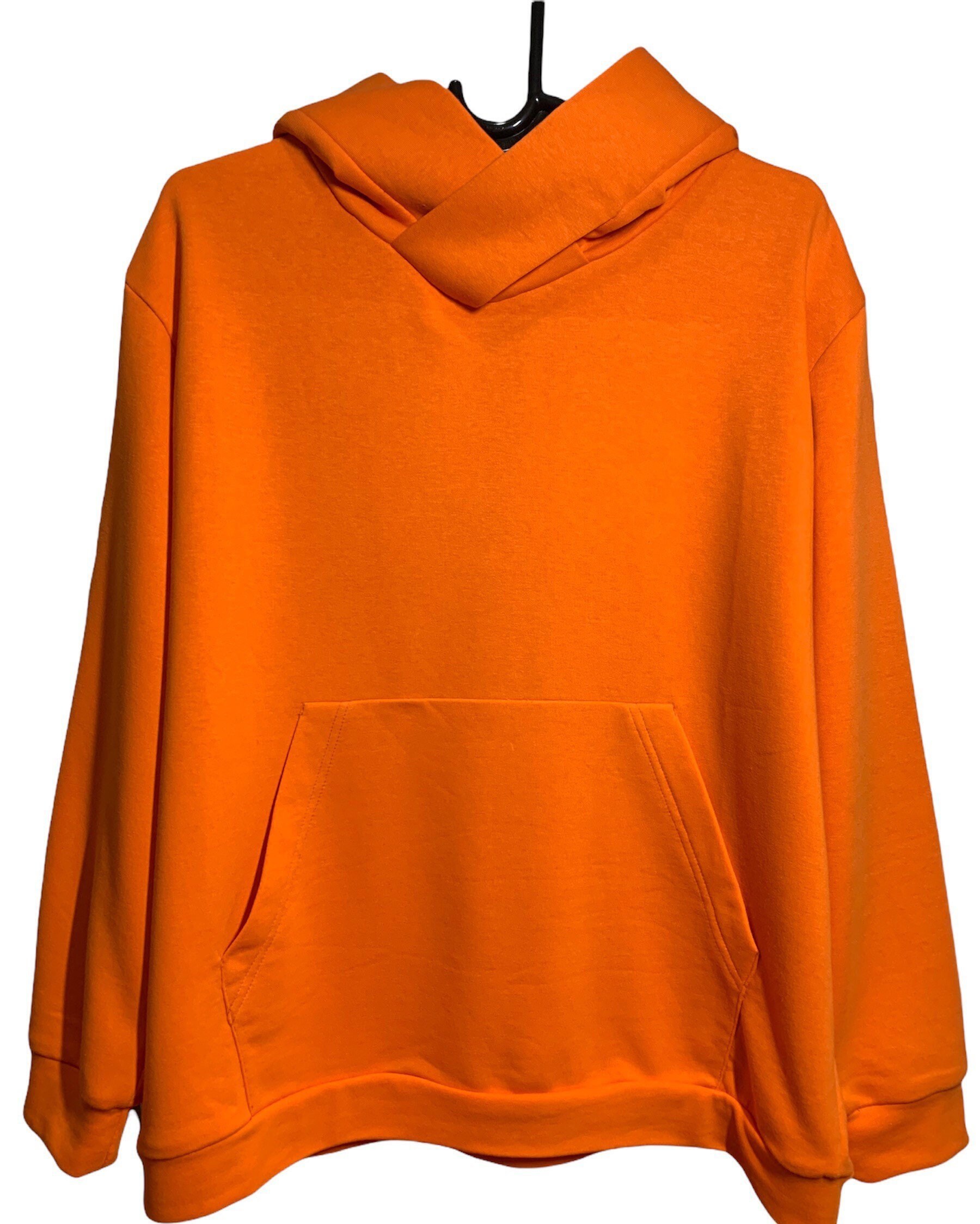 Handgemachte Unisex Kapuzenjacke Mit Hochwertigem Druck. Orange Und Grün von LobShopAtNatas