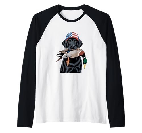 Local Boy Black Lab Hunting Dog Marsh Scene Sunset Vintage Raglan von Local Boy Black Lab Hunting Dog Lover Marsh Sunset