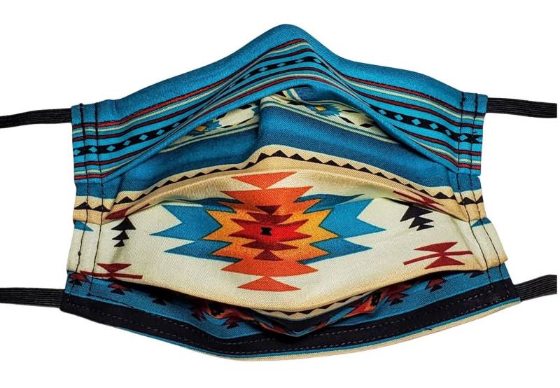 Blaue Western Quilt Wiederverwendbare Gesichtsmaske Mit Nasenklemmendraht Und Filterfach von LochNessLocker