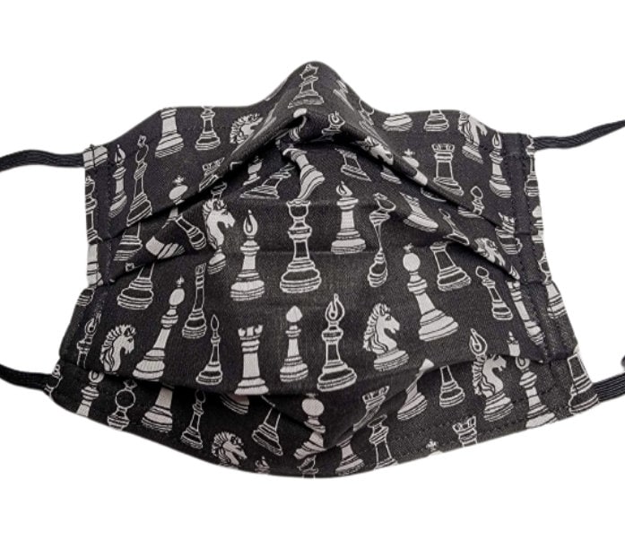 Chess Match Mask Handgefertigte Wiederverwendbare Einstellbare Gesichtsmaske Mit Nasenklemme Draht Und Filterfach Doppelschicht 100% Baumwolle Chess Match Mask Handgefertigte Wiederverwendbare Einstellbare Gesichtsmaske Mit Nasenklemme Draht Und Filterfach Doppelschicht 100% Baumwolle von LochNessLocker