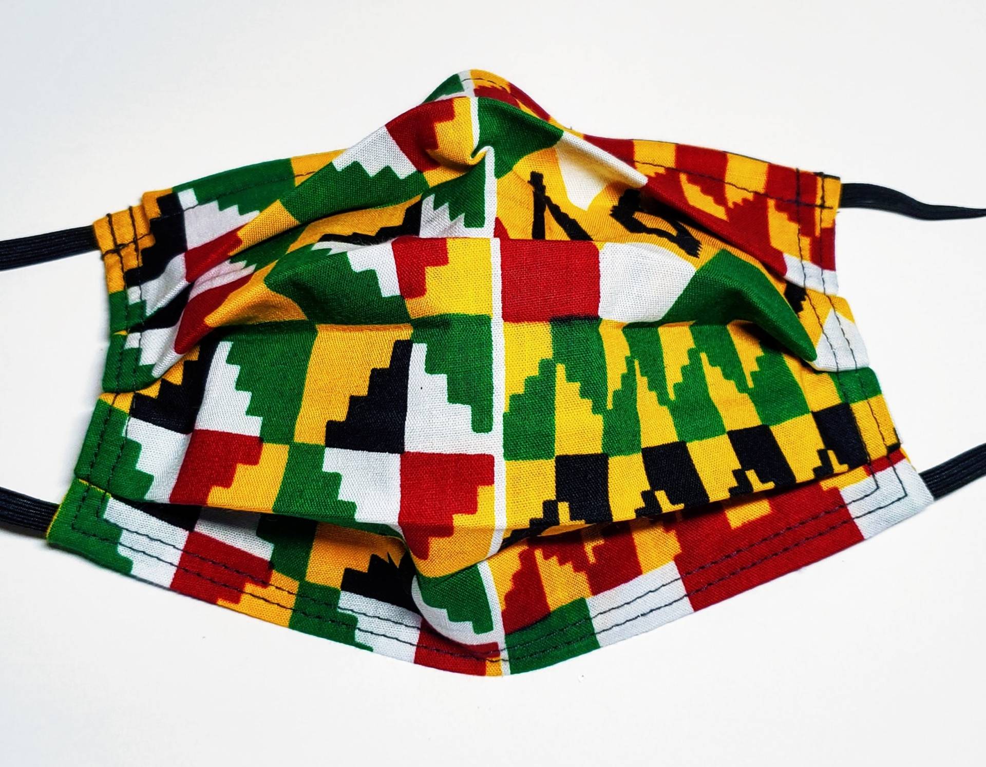 Ghanese Kente Fabric Wiederverwendbare Verstellbare Gesichtsmaske Mit Filterfach Und Nasenklemmendraht Ghanese Kente Fabric Wiederverwendbare Verstellbare Gesichtsmaske Mit Filterfach Und Nasenklemmendraht von LochNessLocker