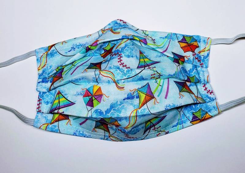 Go Fly A Kite Wiederverwendbare Maske von LochNessLocker