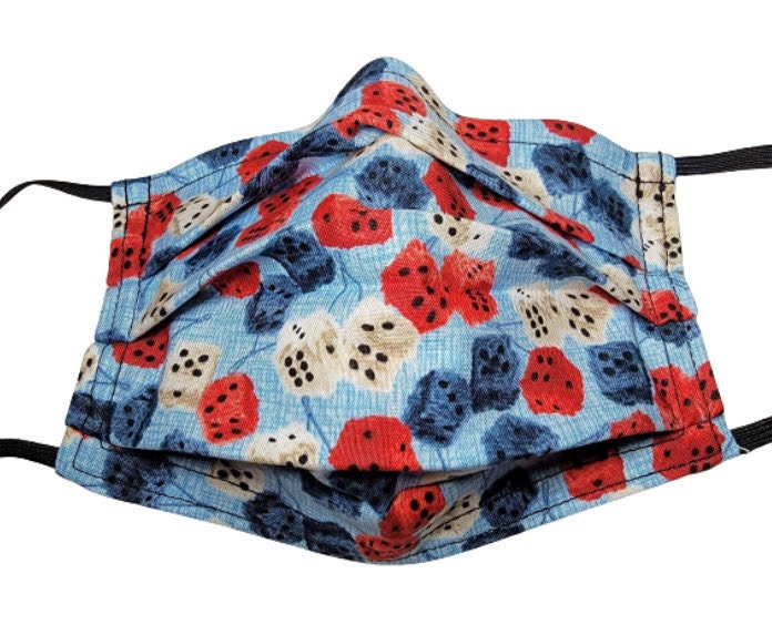Lucky Fuzzy Dice Gesichtsmaske Einstellbare Wiederverwendbare Mit Nasenklemmendraht Und Filterfach Lucky Fuzzy Dice Gesichtsmaske Einstellbare Wiederverwendbare Mit Nasenklemmendraht Und Filterfach von LochNessLocker