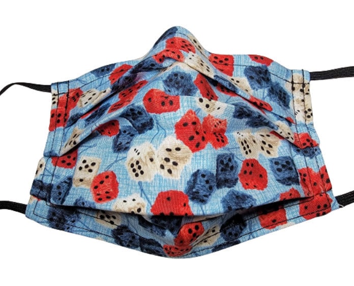 Lucky Fuzzy Dice Gesichtsmaske Einstellbare Wiederverwendbare Mit Nasenklemmendraht Und Filterfach Lucky Fuzzy Dice Gesichtsmaske Einstellbare Wiederverwendbare Mit Nasenklemmendraht Und Filterfach von LochNessLocker