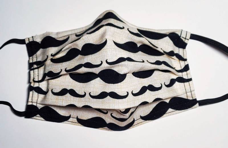 Moustache Of Mystery Wiederverwendbare Maske Moustache Of Mystery Wiederverwendbare Maske von LochNessLocker