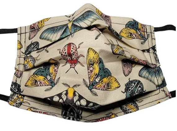 Neutrale Motten Witchy Verstellbare Gesichtsmaske Mit Nasenklemme-Draht Und Filterfach Neutrale Motten Witchy Verstellbare Gesichtsmaske Mit Nasenklemme-Draht Und Filterfach von LochNessLocker