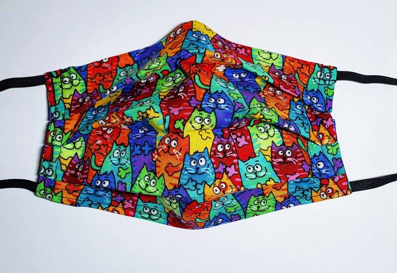 Regenbogen Katzen Wiederverwendbare Maske Regenbogen Katzen Wiederverwendbare Maske von LochNessLocker