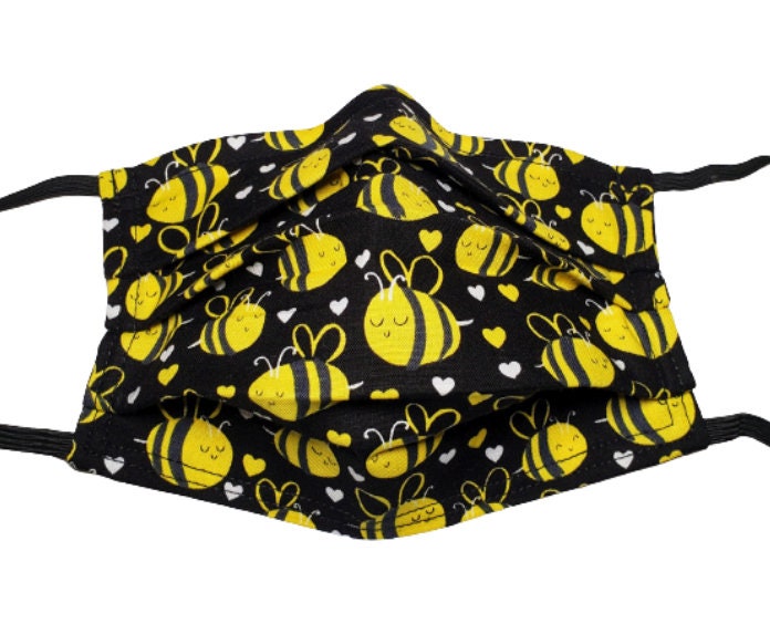 Schöne Bienen Und Herzen Wiederverwendbare Gesichtsmaske Mit Nasenklemme Draht Filterfach Schöne Bienen Und Herzen Wiederverwendbare Gesichtsmaske Mit Nasenklemme Draht Filterfach von LochNessLocker
