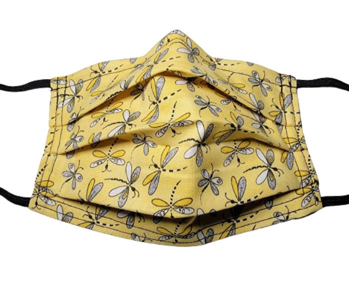 Sommer Libellen Maske Handgemachte Wiederverwendbare Gesichtsmaske Mit Nase Pinch Wire Und Filter Fach Doppelschicht 100% Baumwolle Sommer Libellen Maske Handgemachte Wiederverwendbare Gesichtsmaske Mit Nase Pinch Wire Und Filter Fach Doppelschicht 100% Baumwolle von LochNessLocker