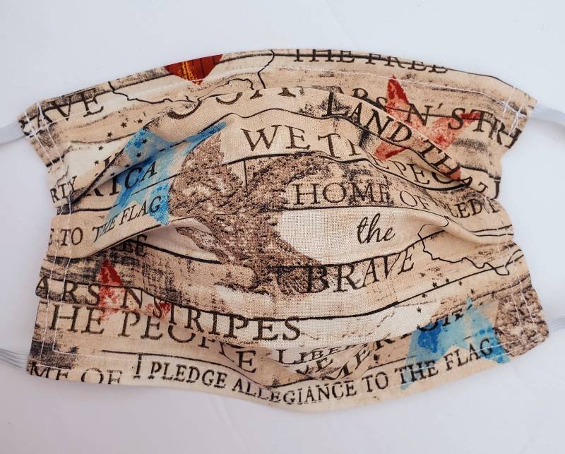 We The People Wiederverwendbare Gesichtsmaske Mit Nasenbügeldraht Und Filterfach von LochNessLocker