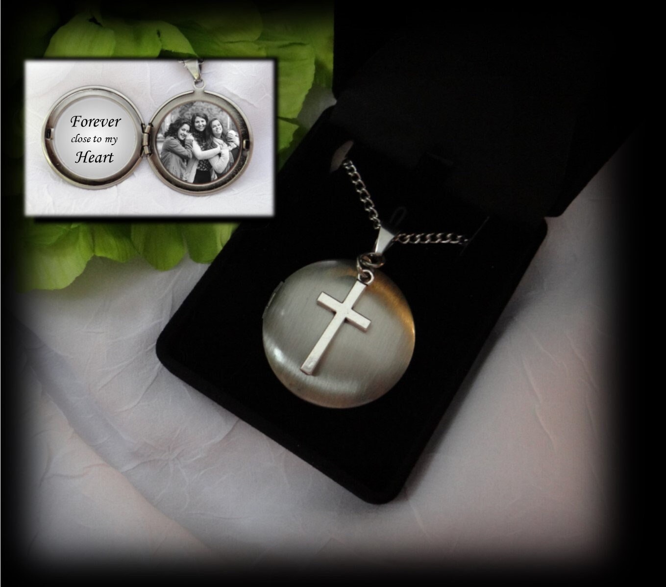 Cross Locket Für Männer Oder Frauen Mit Fotos Sie Platziert Cross Locket Für Männer Oder Frauen Mit Fotos Sie Platziert von LocketInYourHeart