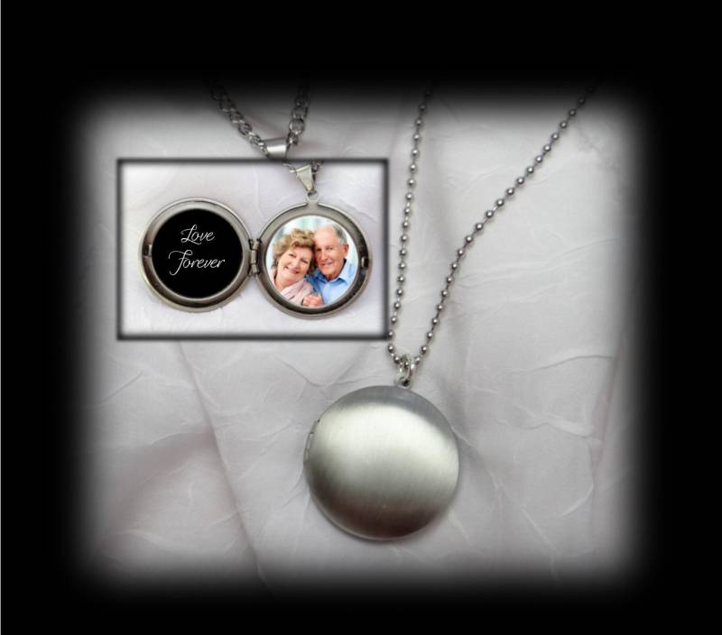 Einfach Antik Silber 2 Foto Herren Medaillon Oder Damen Einfach Antik Silber 2 Foto Herren Medaillon Oder Damen von LocketInYourHeart