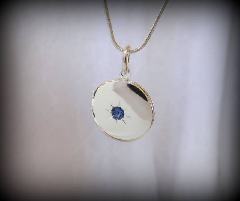 Kleines Medaillon Mit 1 Foto Kleines Medaillon Mit 1 Foto von LocketInYourHeart
