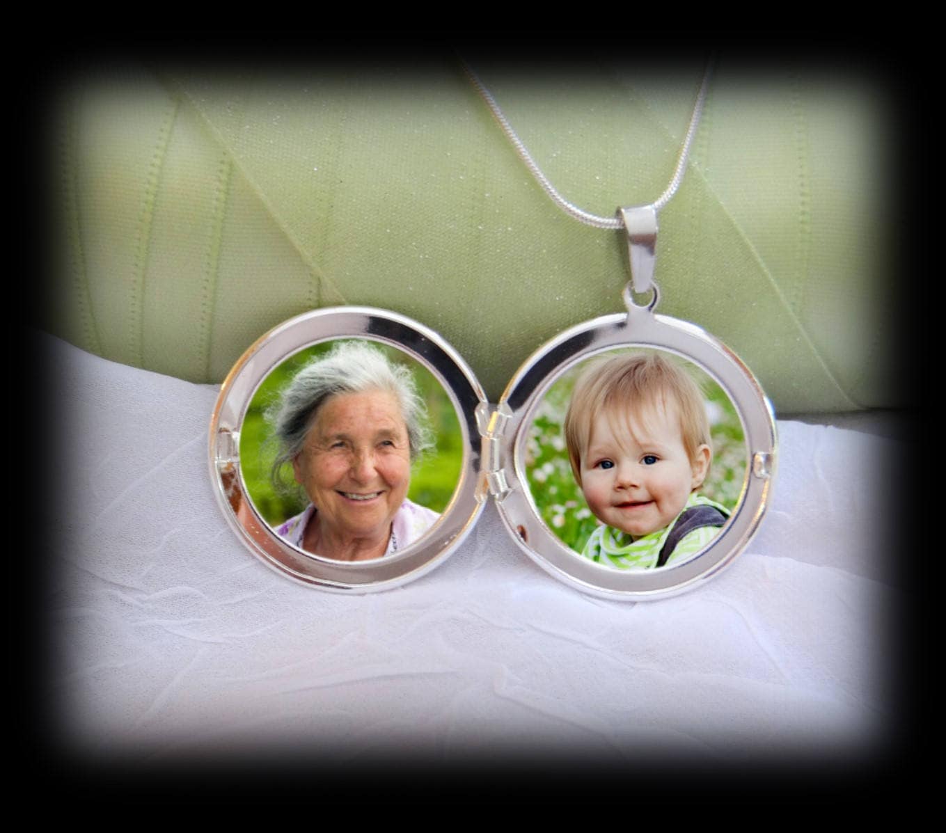 Locket It Your Heart Foto Halskette - Fotos Unter Glas Für Sie Eingefügt Locket It Your Heart Foto Halskette - Fotos Unter Glas Für Sie Eingefügt von LocketInYourHeart