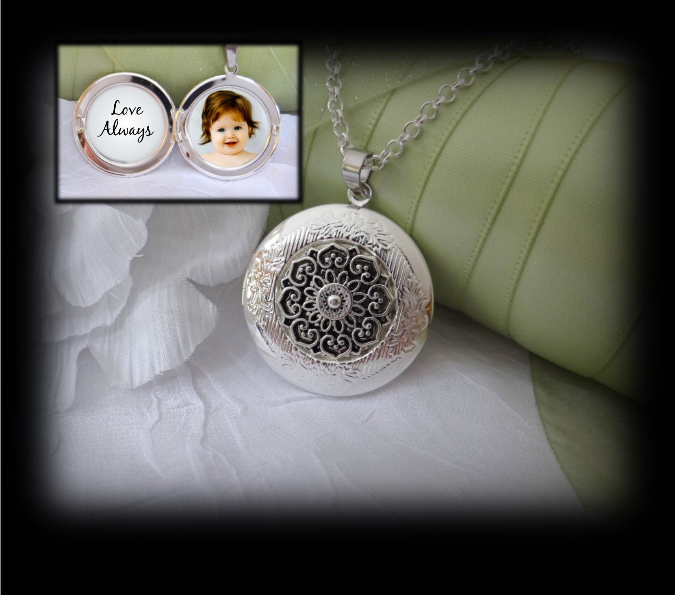 Silber Verzierte Medaillon Halskette Hält 2 Fotos Eingefügt Für Sie Silber Verzierte Medaillon Halskette Hält 2 Fotos Eingefügt Für Sie von LocketInYourHeart