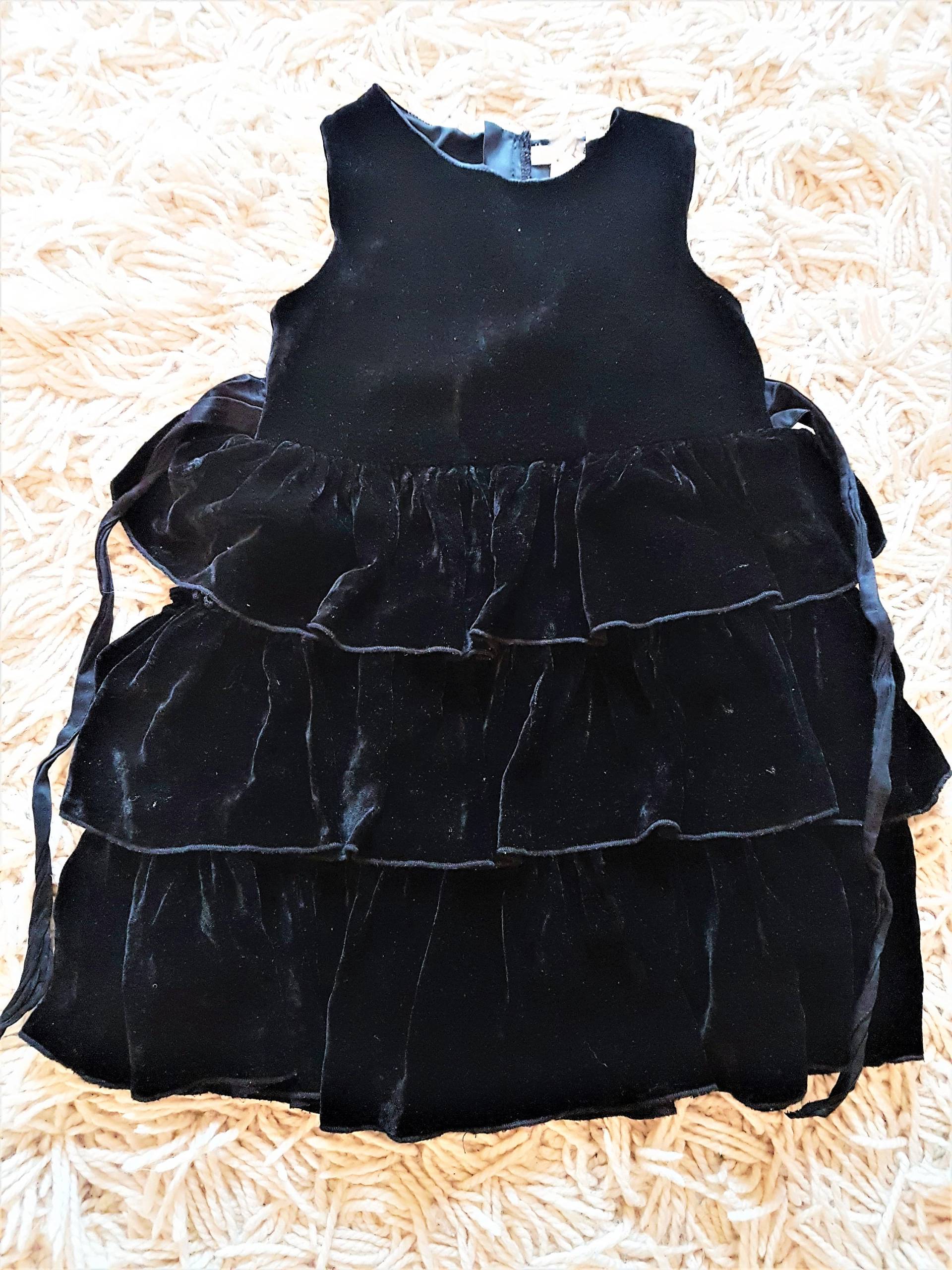 Schwarzes Crushed Samt Partykleid | Kind von LoekiesLemons
