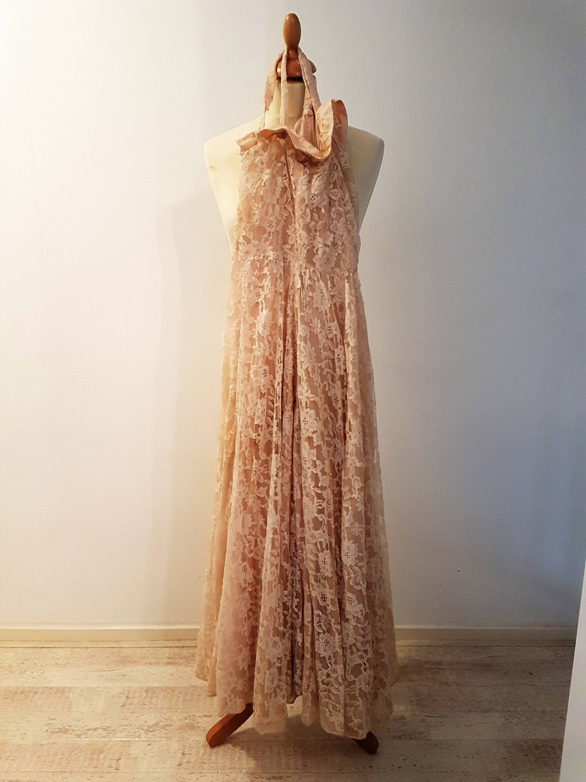 Vintage Pink/Pfirsich Spitzenkleid Maxi von LoekiesLemons