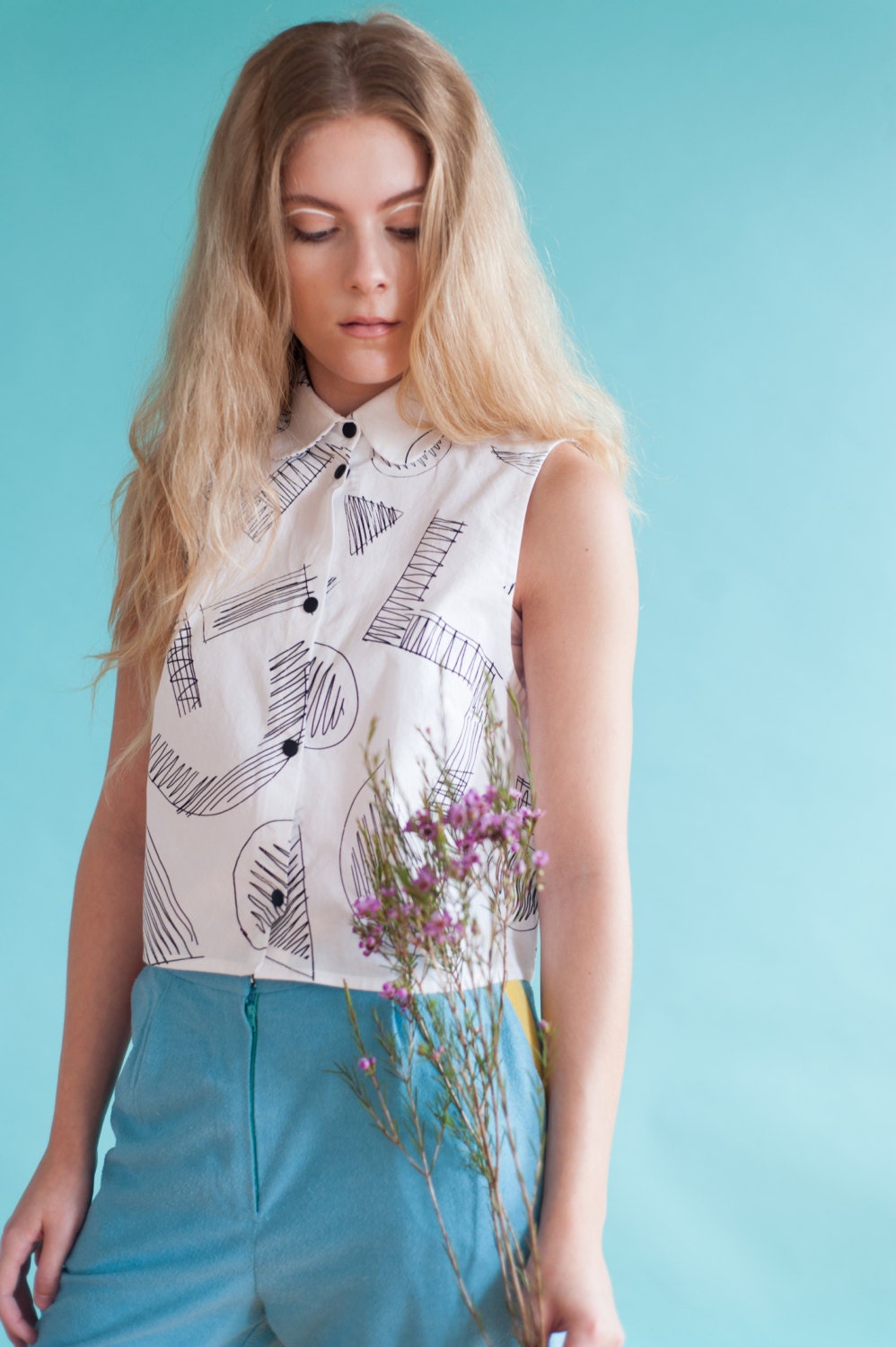 Skizze Print Shirt Skizze Print Shirt von LoelaLoela