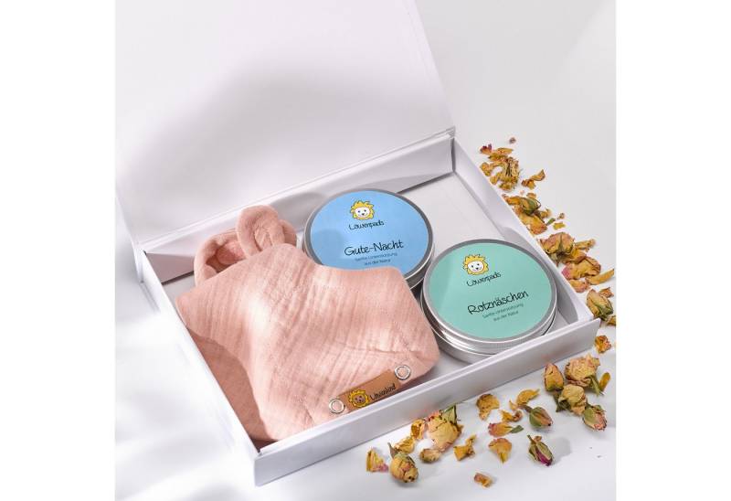 Löwenkind Neugeborenen-Geschenkset Geschenkset Dreieckshalstuch "Mini" 0-4J., Gute-Nacht und Rotznäschen (Geschenkset, 4-tlg., 1x Halstuch und 2x 5er Pad-Dose) Unterstützung durch die Kraft der Natur von Löwenkind