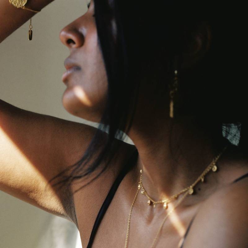 Gold Vermeil Mini Münze Halsband - Zierliche Scheibchen Halskette Boho Baumelnde Zierlicher Charme Fair Trade, Ethisch Braut von LoftAndDaughter