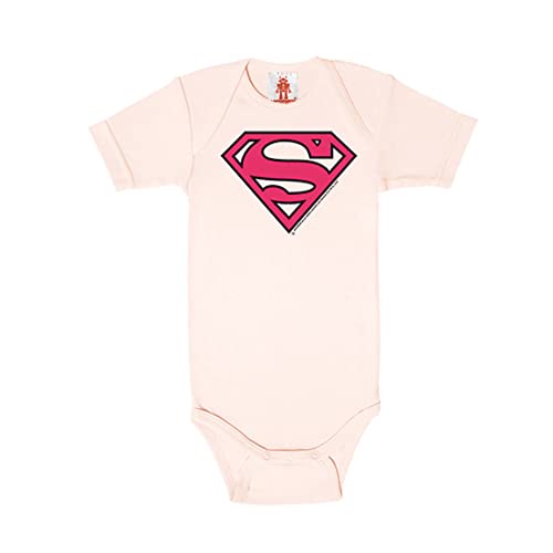 Logoshirt® DC Comics I Superman I Logo Pink I Baby Body Print I Kurzarm I Kleinkind I Mädchen I 100% Baumwolle I hellrosa I lizenziertes Originaldesign I Größe 50/56 von Logoshirt