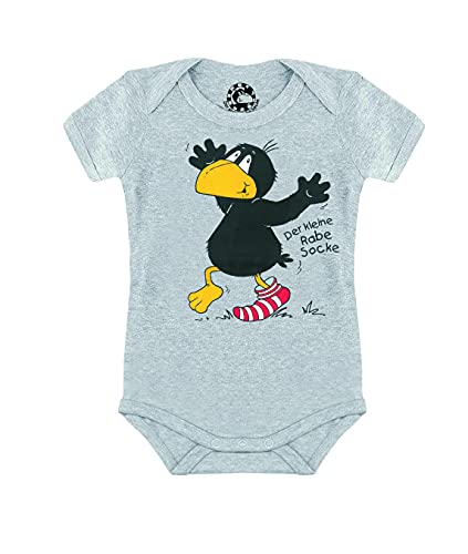 Logoshirt® Der kleine Rabe Socke I Socke rot-Weiss I Baby Body Print I Kurzarm I Kleinkind I Mädchen & Jungen I grau I Lizenziertes Originaldesign I Größe 62/68 von Logoshirt