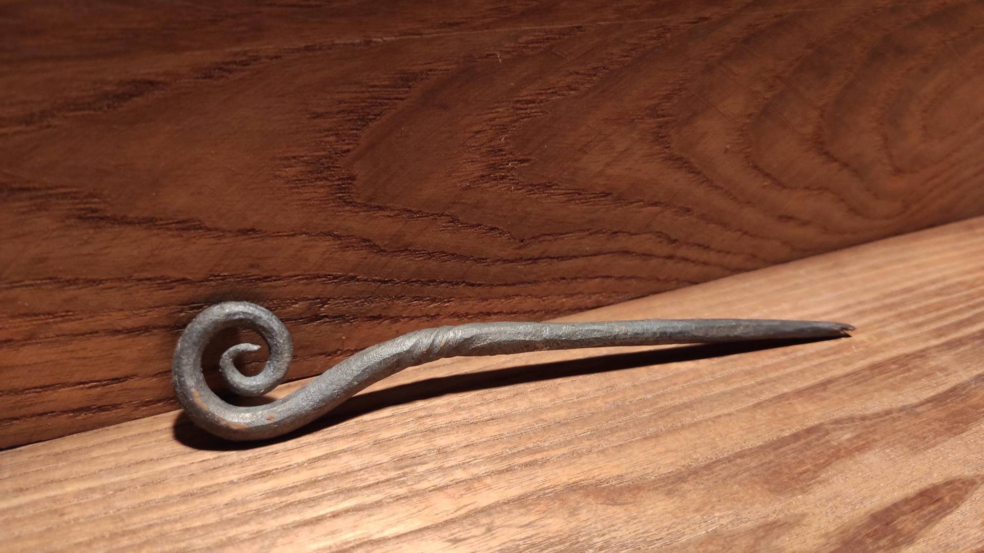 Geschmiedete Haarnadel "Kringel" Geschmiedete Haarnadel "Kringel" von LohenSchmiede